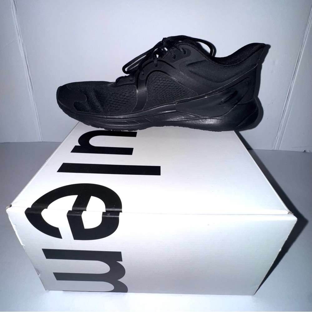 Lululemon Chargefeel Low Sneakers – Black – Size 11 (Like New) - Picture 6 of 9